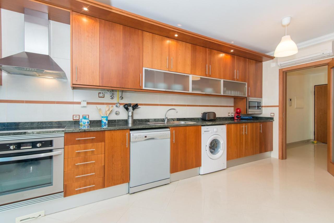 Casa Mergoux - 15 Mins Walk City Center - Quiet - Spacious تافيرا المظهر الخارجي الصورة